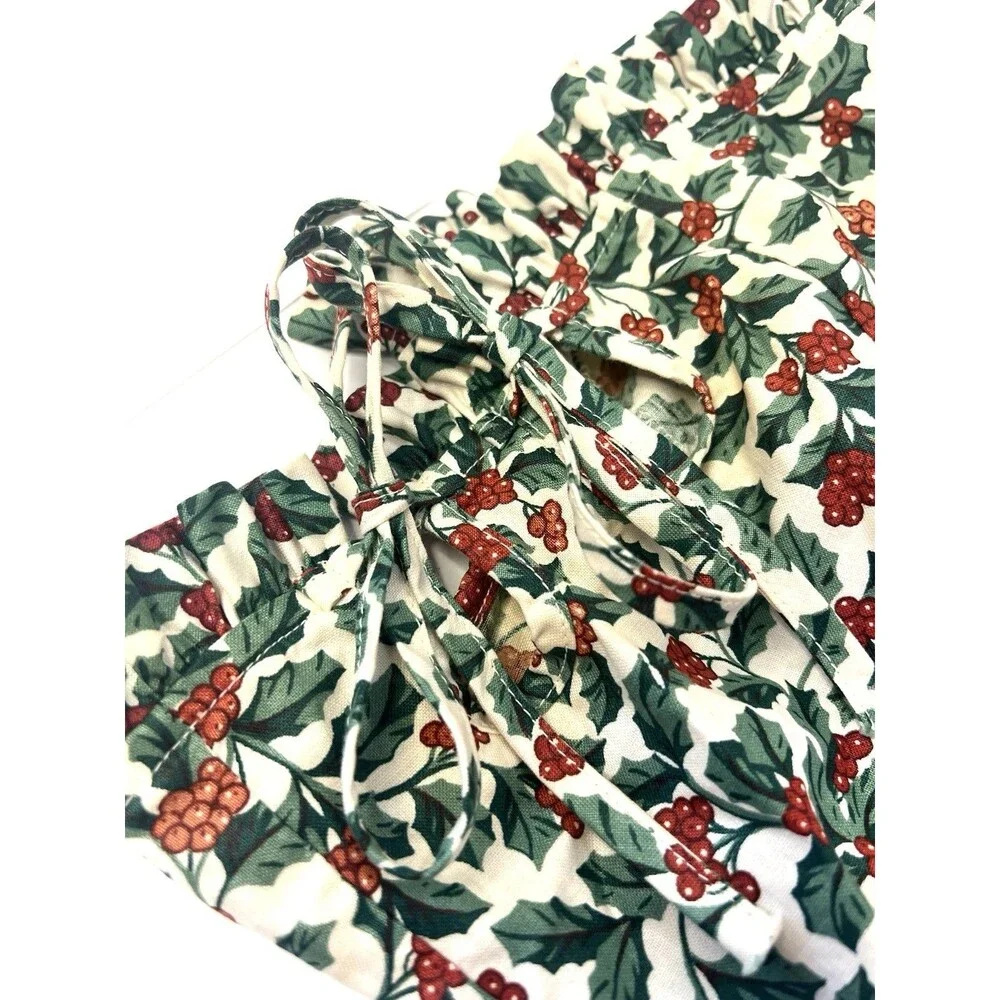 Longaberger Holly Berry Christmas Basket Liner 10x12 Tie On Vintage USA